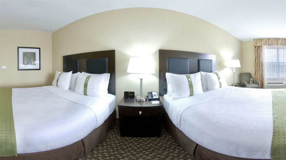 Holiday Inn Hotel & Suites Memphis-Wolfchase Galleria By Ihg Zewnętrze zdjęcie